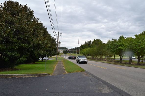Farragut Office Building : 109-113 Peterson Road, Farragut, TN 37934
